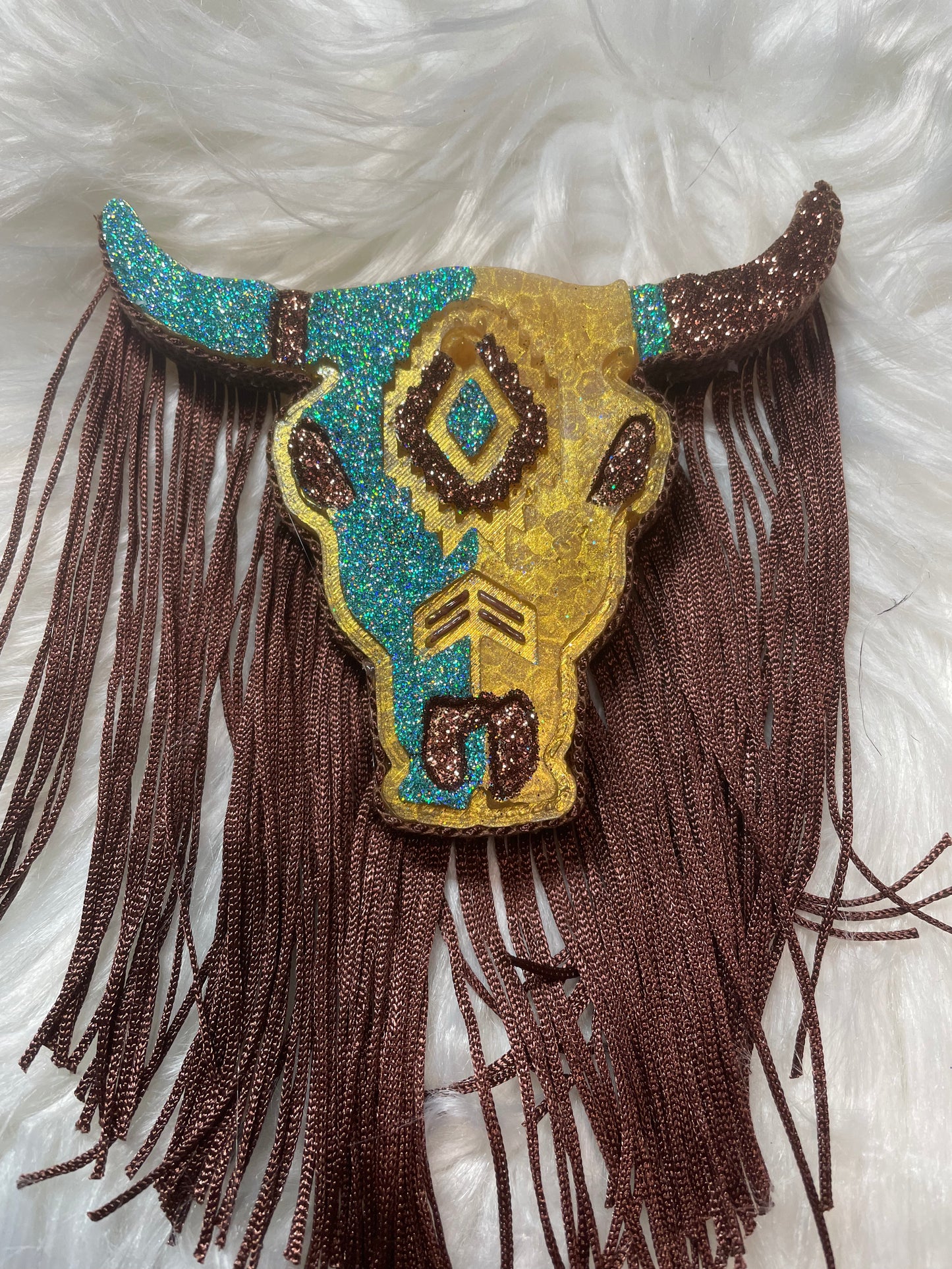 Large fringe longhorn